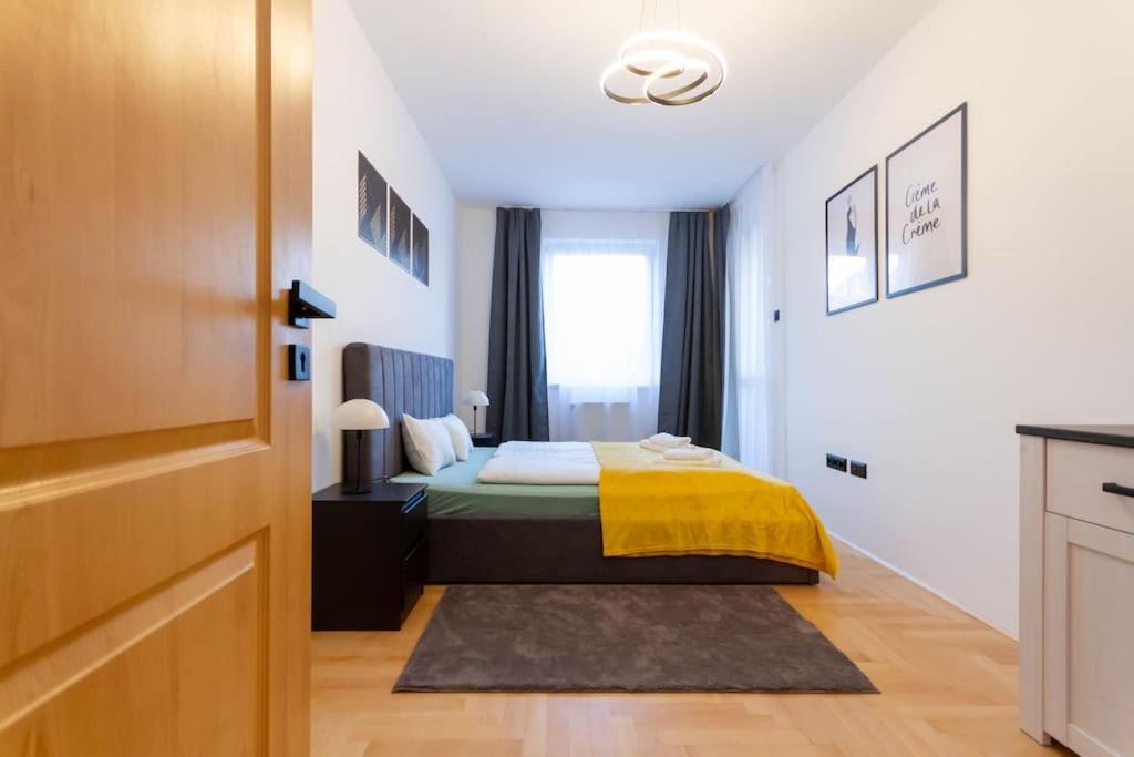 Апартаменты Gozsdu White Raven 3 - Terrace And Free Underground Parking Будапешт Экстерьер фото