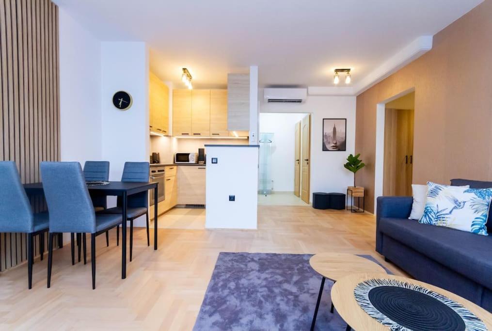 Апартаменты Gozsdu White Raven 3 - Terrace And Free Underground Parking Будапешт Экстерьер фото