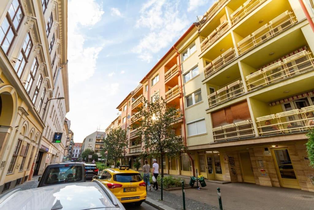 Апартаменты Gozsdu White Raven 3 - Terrace And Free Underground Parking Будапешт Экстерьер фото